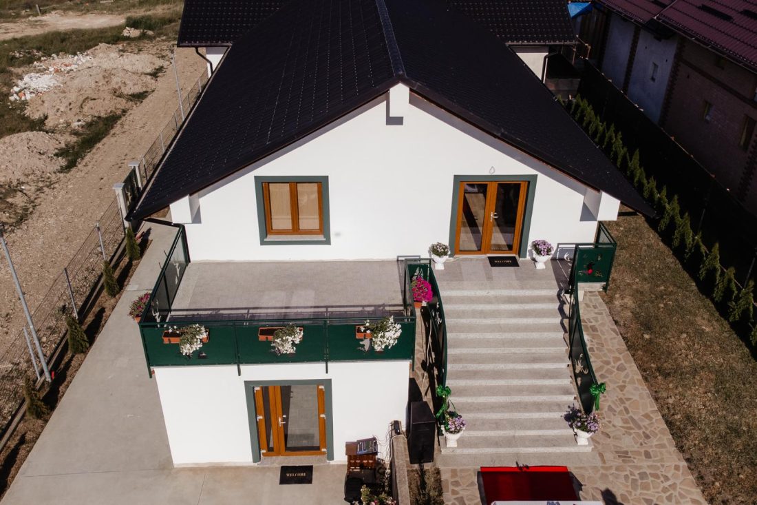 Fațada proprietății